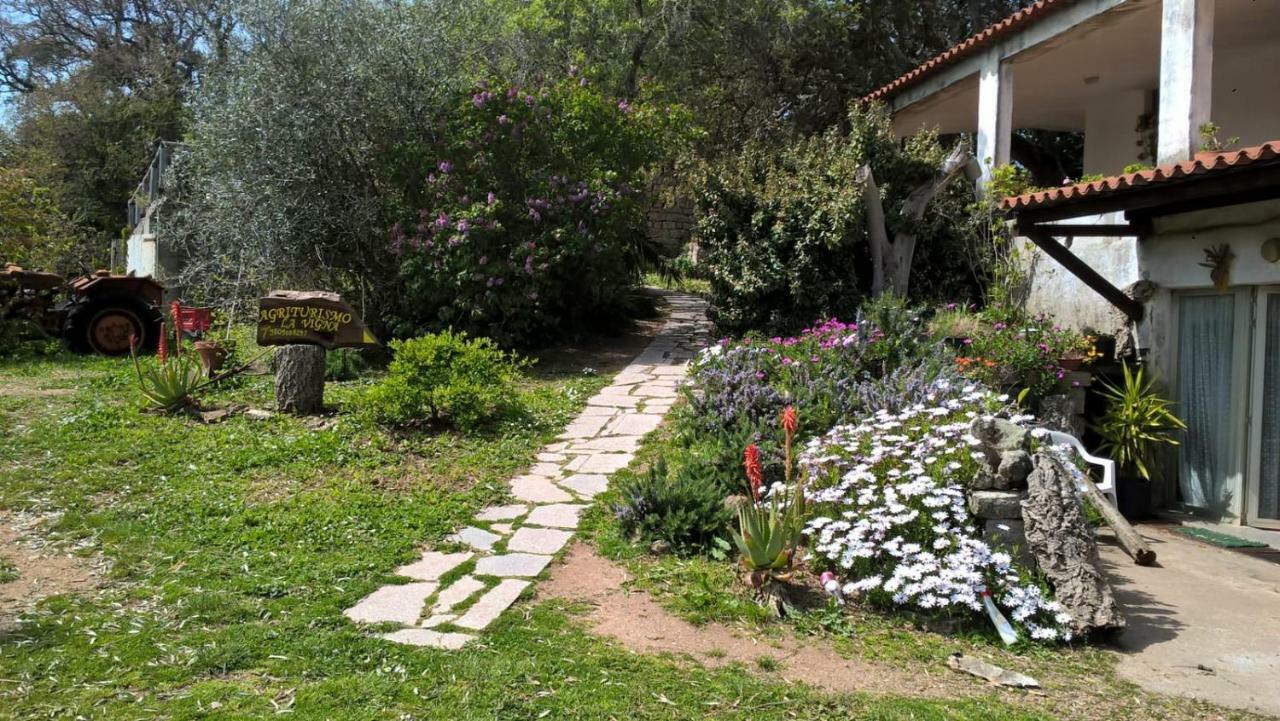 Agriturismo La Vigna Tempio Pausania Bagian luar foto